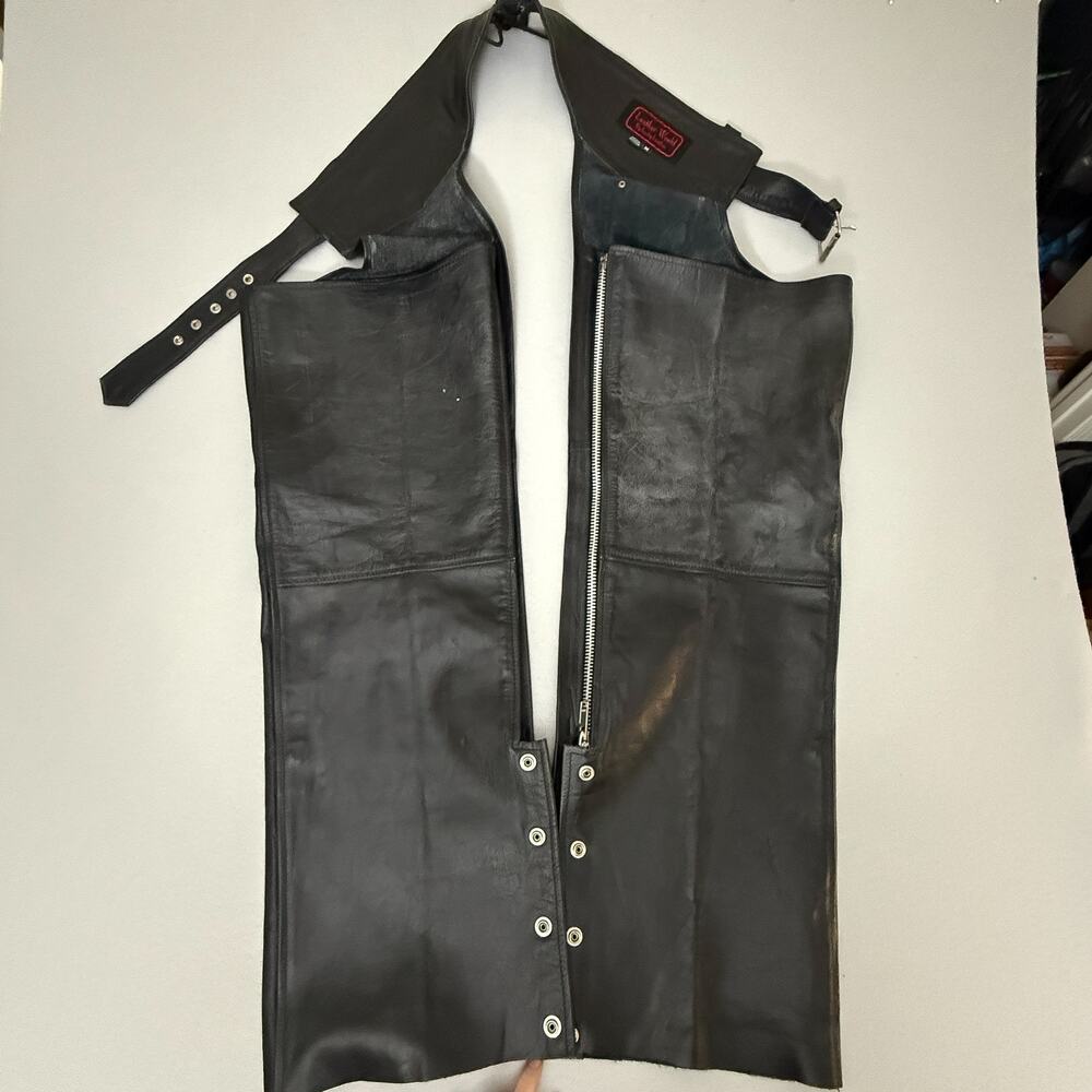 Leather World Lucky Leather Black Mens Motorcycle Chaps M Genuine Leather